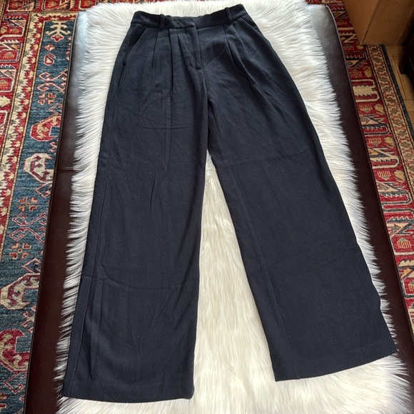 Abercrombie Black Front Pleat Wide Leg Trousers - Picture 1 of 6